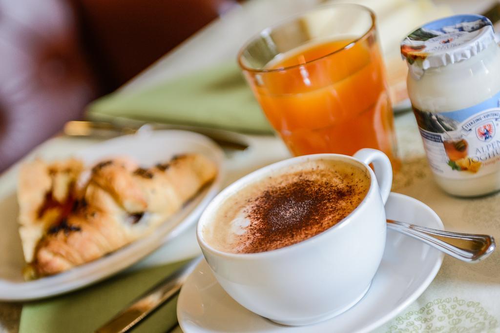 Albergo Alla Posta Trieste Esterno foto