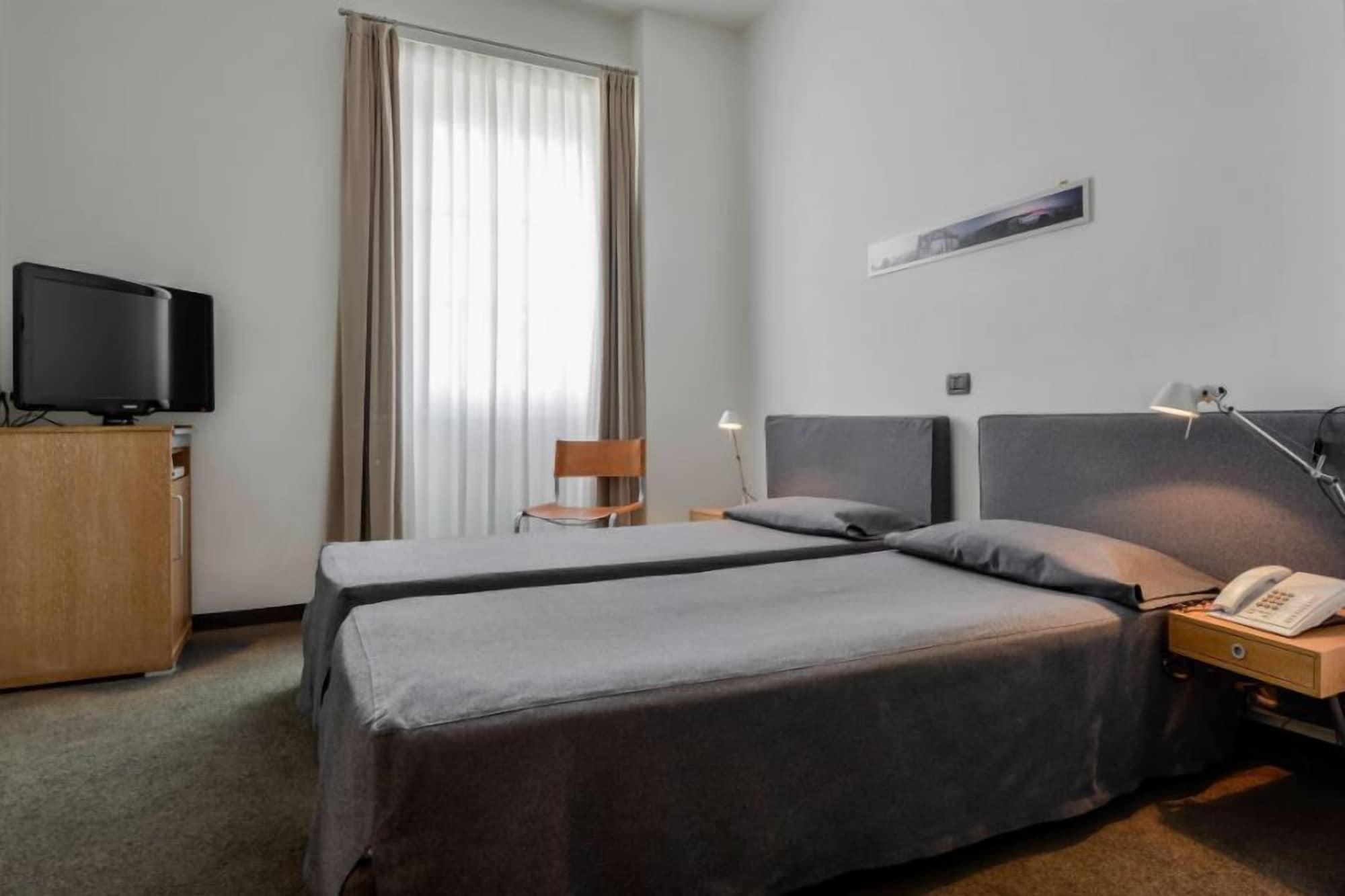 Albergo Alla Posta Trieste Esterno foto