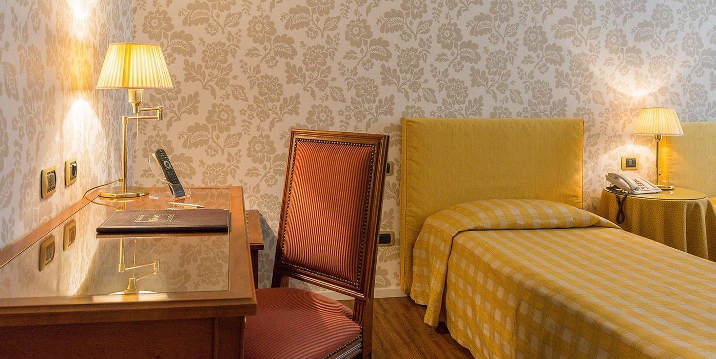 Albergo Alla Posta Trieste Esterno foto