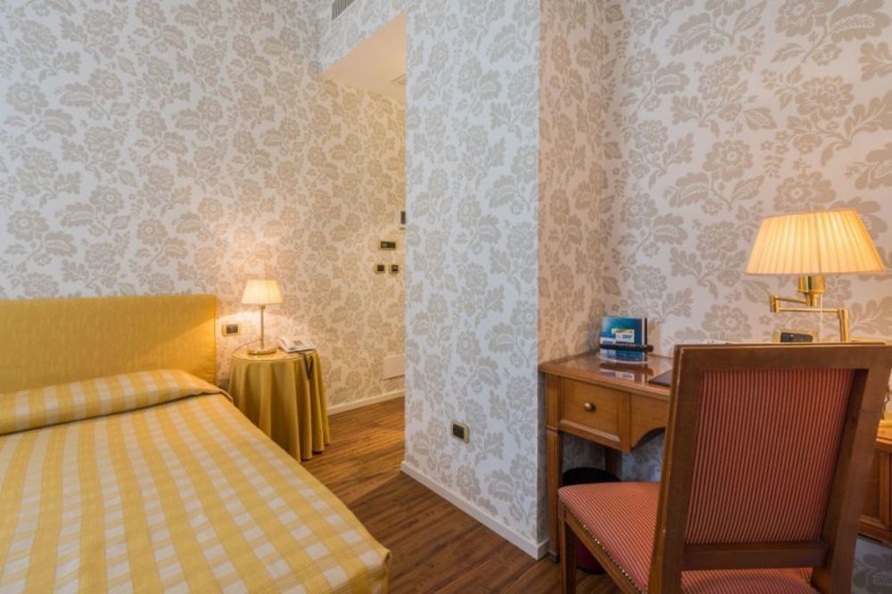 Albergo Alla Posta Trieste Esterno foto