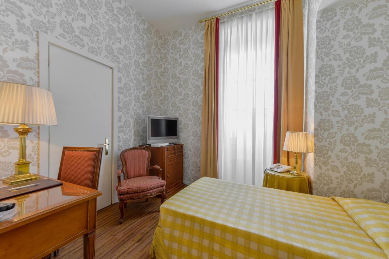 Albergo Alla Posta Trieste Esterno foto